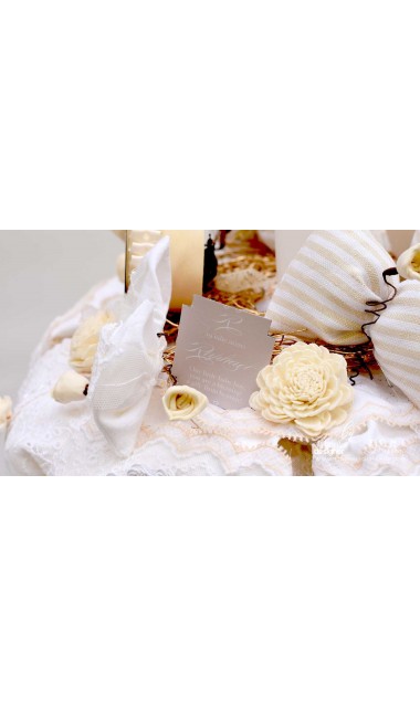 Lumanare de botez cu dantela crem si flori natur uscate Lacy Bloom 4